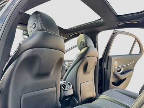 Used 2021 Mercedes-Benz E 350 4MATIC Sedan image 21