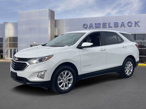 Used 2021 Chevrolet Equinox LT image 2