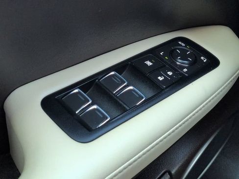 Used 2017 Lexus RX 350 FWD w/ Premium Package image 26