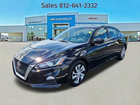 Used 2020 Nissan Altima 2.5 S FWD image 3