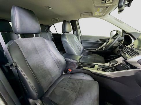 Used 2024 Mitsubishi Eclipse Cross SE image 29