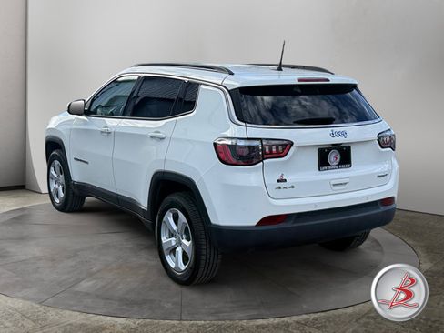 Used 2020 Jeep Compass Latitude w/ Popular Equipment Group AWD/4WD image 5