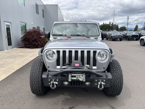 Certified 2020 Jeep Wrangler Unlimited Sahara AWD/4WD image 7