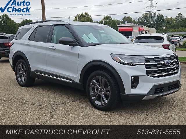 Used 2025 Ford Explorer Active w/ Active Comfort Package AWD/4WD image 7