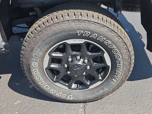 Used 2026 RAM 2500 Laramie AWD/4WD image 10