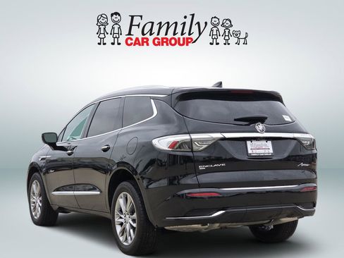 Used 2024 Buick Enclave Avenir w/ Avenir Technology Package AWD/4WD image 3
