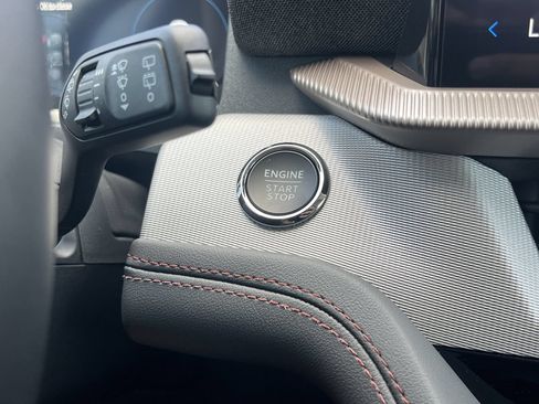 New 2026 Ford Explorer Active RWD image 6