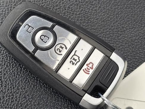 Used 2022 Ford Expedition Max Limited image 35