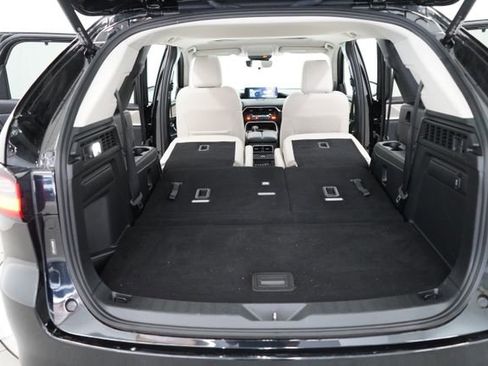 Used 2024 MAZDA CX-90 Plug-In Hybrid w/ Preferred image 41