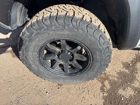 Used 2023 Toyota Tacoma TRD Off-Road w/ Advanced Technology Package image 11