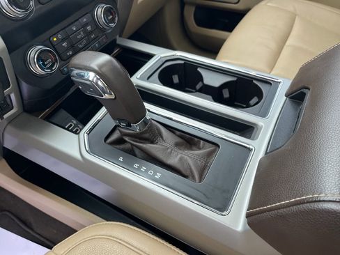 Used 2019 Ford F150 Lariat w/ Equipment Group 502A Luxury image 26