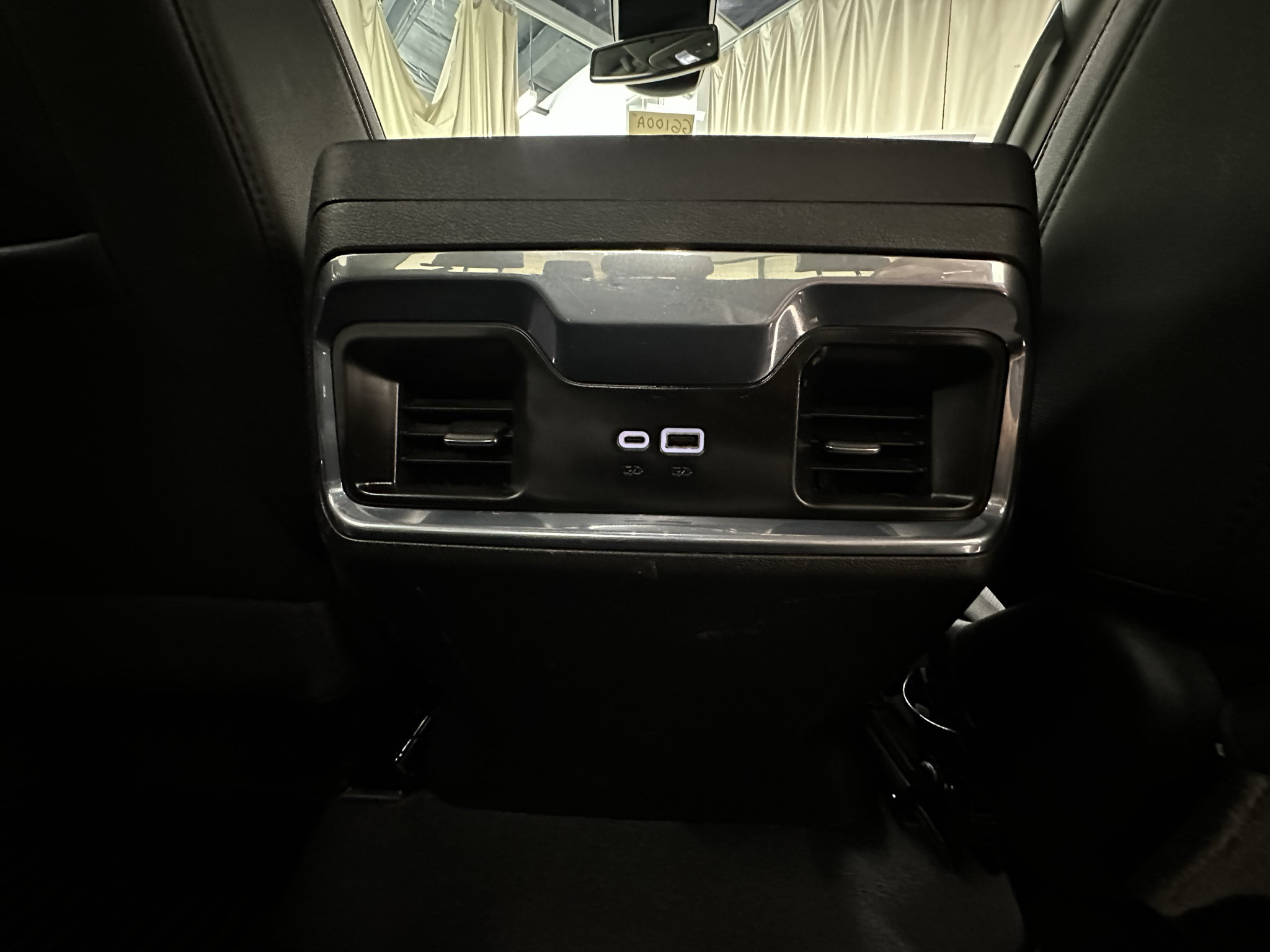 Used 2024 Chevrolet Silverado 1500 LTZ AWD/4WD image 19