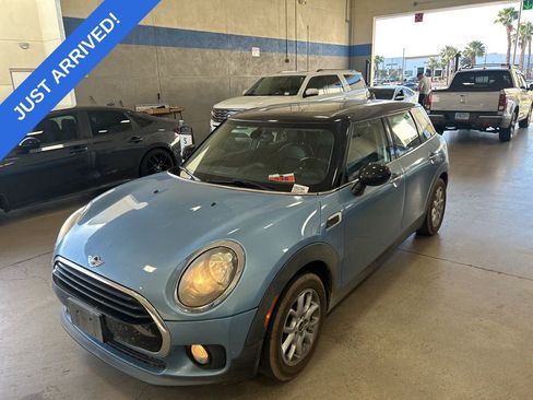 Used 2016 MINI Cooper Clubman FWD image 1