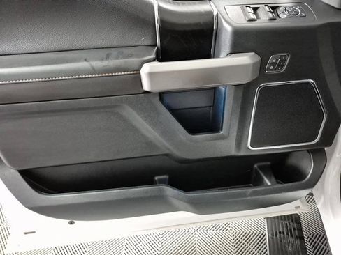 Used 2019 Ford F150 Platinum w/ Equipment Group 701A Luxury image 13