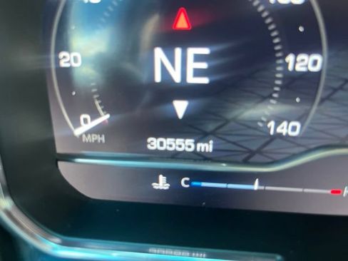 Used 2025 GMC Sierra 1500 Denali AWD/4WD image 23