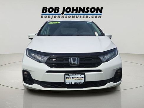 Used 2025 Honda Odyssey Elite image 8