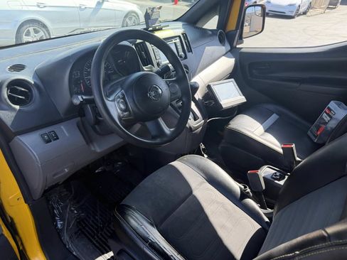 Used 2016 Nissan NV200 FWD image 20