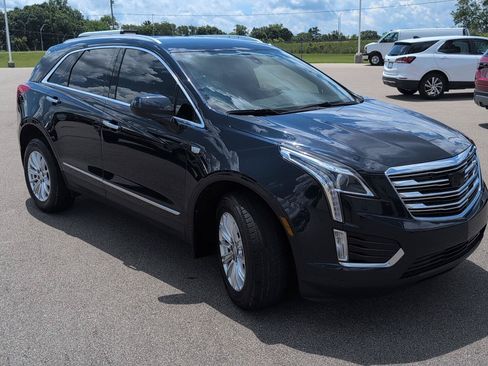 Used 2017 Cadillac XT5 FWD image 11