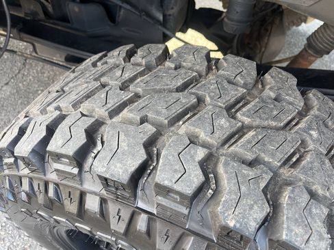 Used 2016 Ford F250 XL w/ Power Equipment Group AWD/4WD image 12