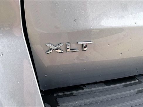 Used 2024 Ford Expedition XLT RWD image 40
