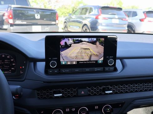 New 2025 Honda Accord SE image 16