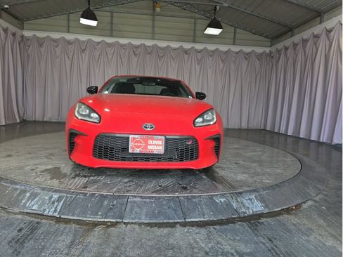 Used 2026 Toyota GR86 w/ ALL Weather Mat Package (TMS) image 5