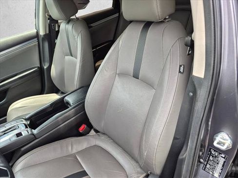 Used 2018 Honda Civic EX-L image 10