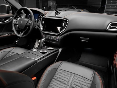 Used 2021 Maserati Ghibli Trofeo image 64