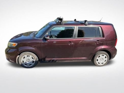 Used 2009 Scion xB FWD image 4