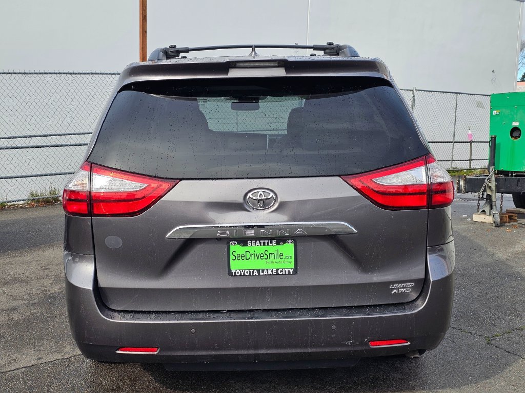 Used 2019 Toyota Sienna Limited Premium AWD/4WD image 6
