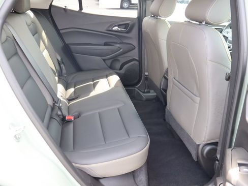 Used 2024 Chevrolet Trax ACTIV w/ Driver Confidence Package FWD image 19