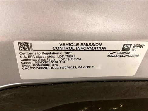 Used 2023 Chevrolet Equinox RS w/ LPO, Floor Liner Package AWD/4WD image 30