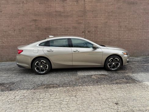 Used 2023 Chevrolet Malibu LT FWD image 6