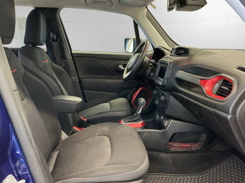 Used 2020 Jeep Renegade Trailhawk w/ Cold Weather Group image 15