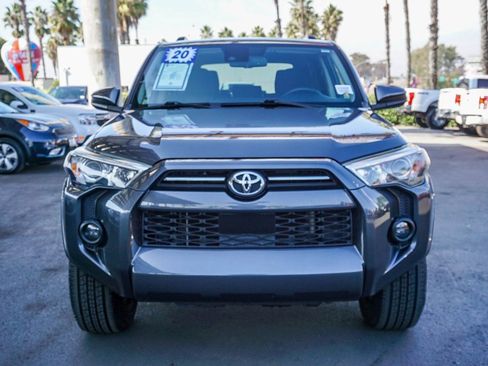 Used 2020 Toyota 4Runner SR5 image 2