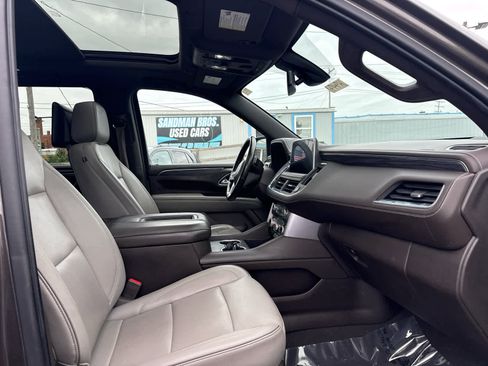 Used 2021 GMC Yukon SLT w/ SLT Premium Package AWD/4WD image 16