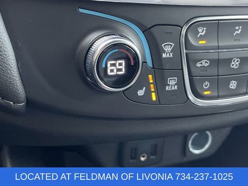 Certified 2023 Chevrolet Traverse LT image 34