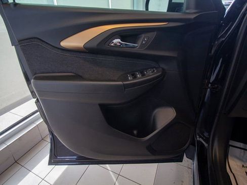 Used 2021 Chevrolet TrailBlazer ACTIV w/ Convenience Package image 8