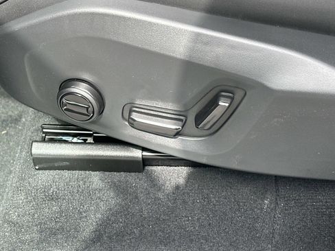 New 2026 Volvo XC90 B5 Core image 14