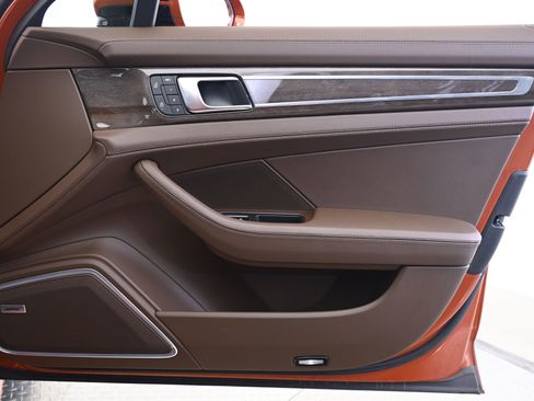 Used 2023 Porsche Panamera GTS image 20