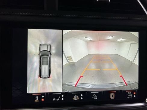 Certified 2024 GMC Yukon Denali Ultimate AWD/4WD image 15