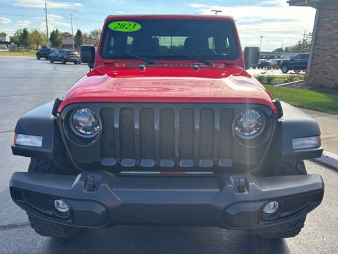 Used 2023 Jeep Wrangler Unlimited Sport image 8