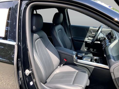 Certified 2023 Mercedes-Benz GLA 250 4MATIC image 8