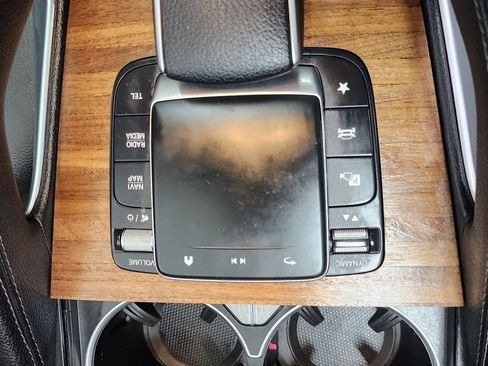 Used 2024 Mercedes-Benz GLE 350 4MATIC image 23