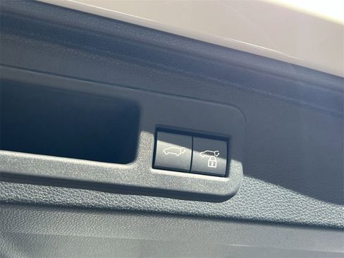 Used 2025 Toyota 4Runner TRD Off-Road image 21