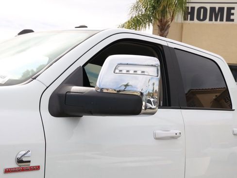 Used 2024 RAM 2500 Laramie image 12