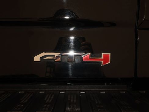 Certified 2024 GMC Sierra 1500 AT4 w/ Technology Package image 39