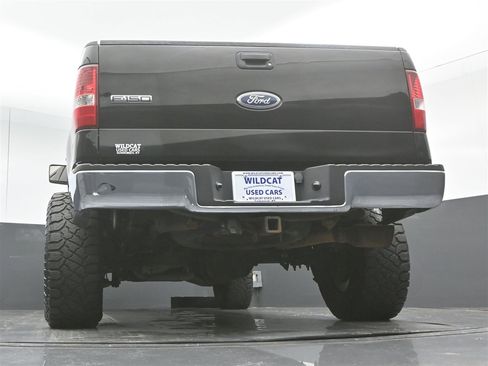 Used 2005 Ford F150 XLT image 30