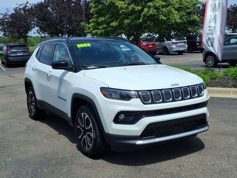Used 2022 Jeep Compass Limited AWD/4WD image 3