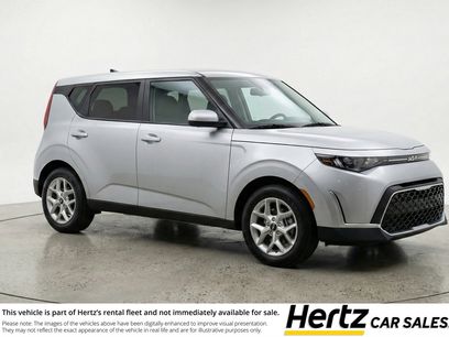 Used 2025 Kia Soul LX w/ LX Technology Package